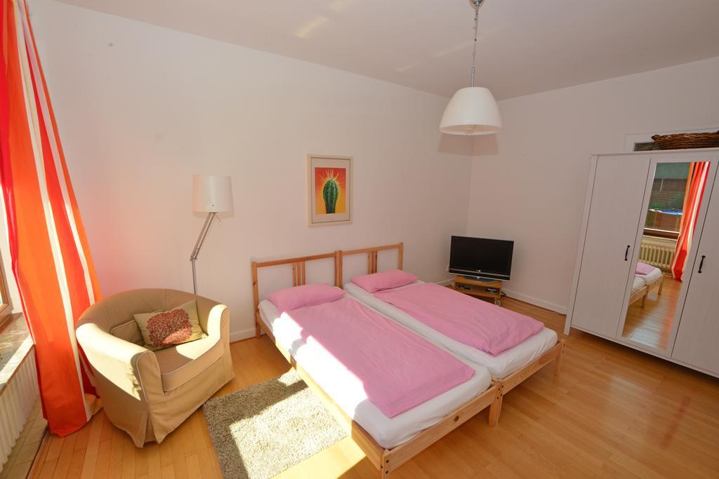 Moderne Ferienwohnung Deichstrasse 헨네프 객실 사진